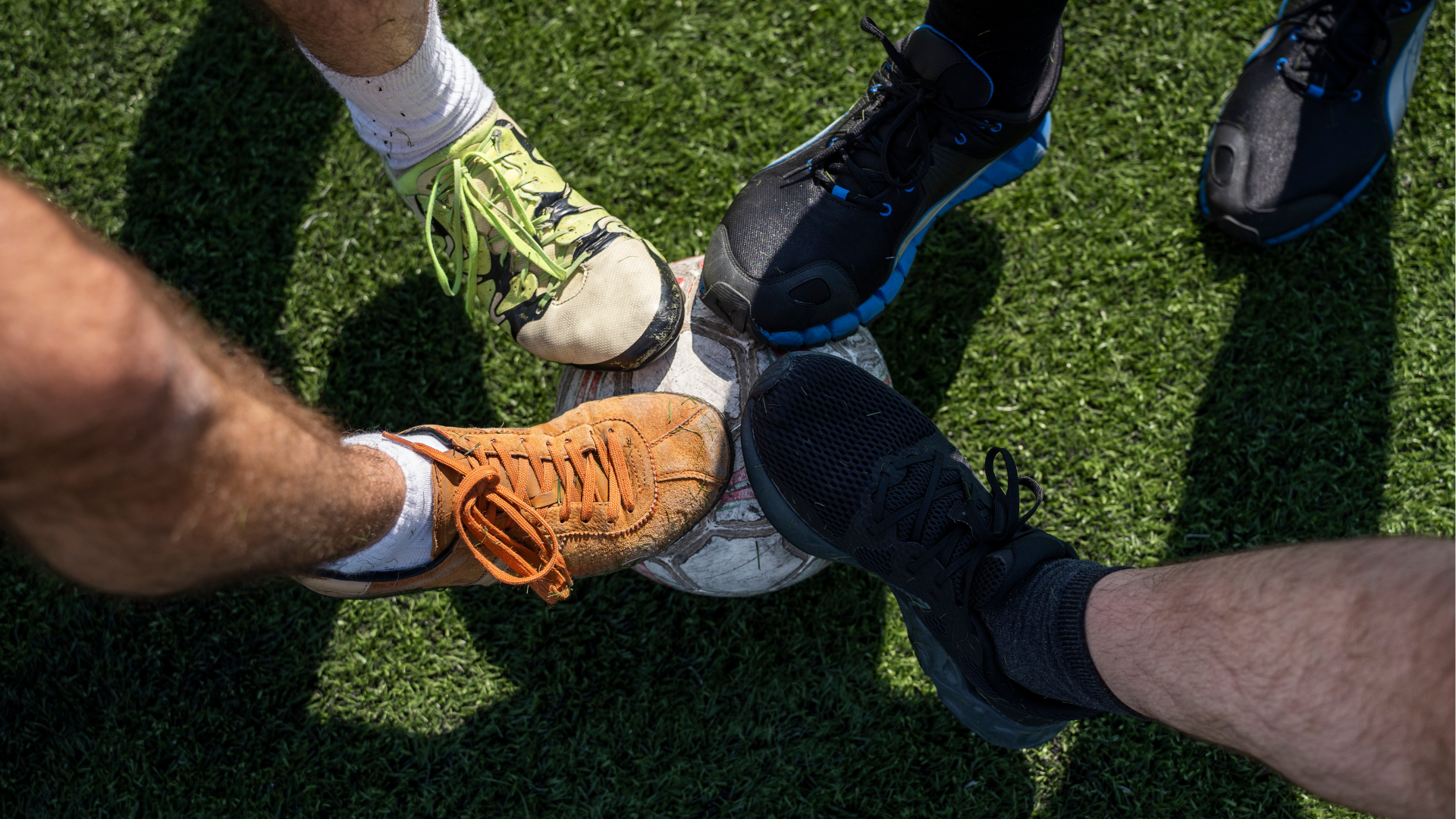 Futebol contribui com promoção da sadia convivência / Foto: freepik