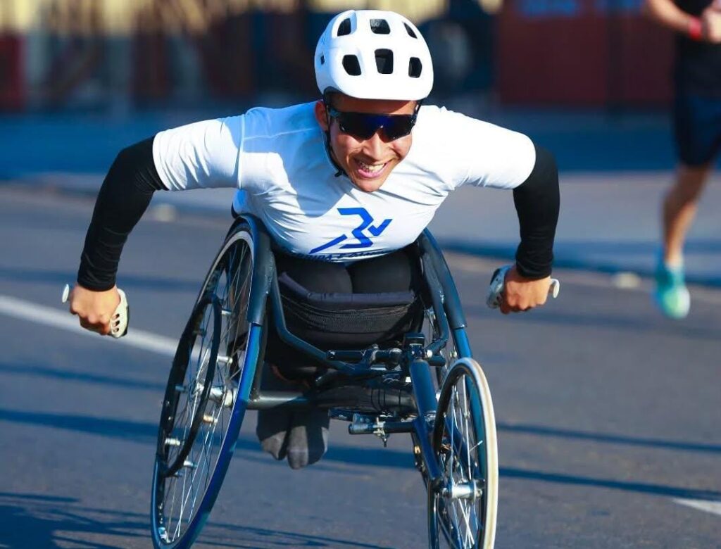 Irmãos são promessa no paradesporto com a corrida de cadeira de rodas e provam que o esporte transforma limitações em liberdade