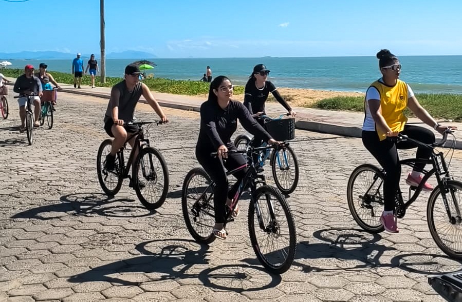 Passeio Ciclístico Católico une fé e esporte nas ruas de Marataízes